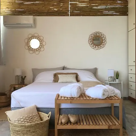 Paros Holiday Alyki Willa