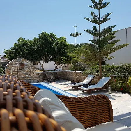Paros Holiday Alyki Βίλα Αλυκή